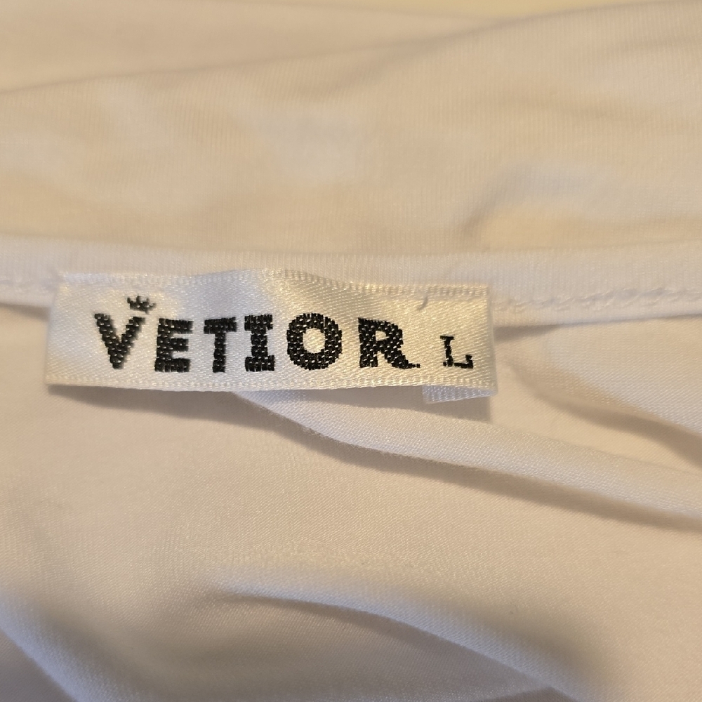 Flirty Girl Vetior White Wrap Short Sleeve Cropped Tee L - Picture 2 of 5